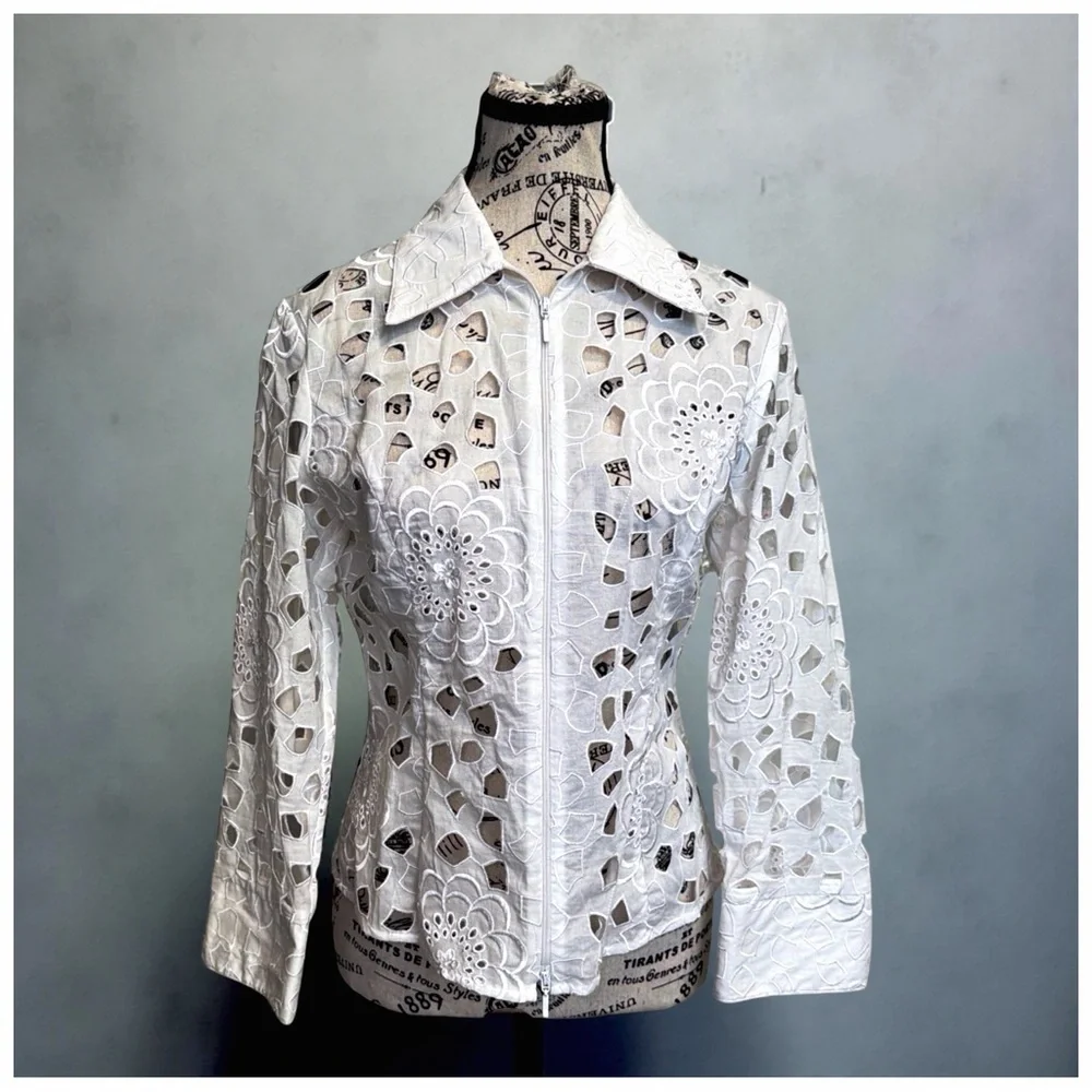 Samuel Dong Ivory Cutwork Floral Zip-Front Jacket | Women’s Small - Picture 12 of 13